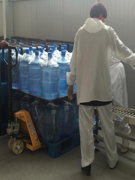 甘雨露天然飲用水