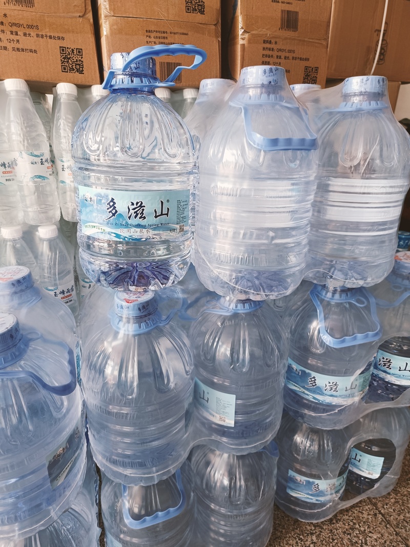 多滋山一次性桶裝水