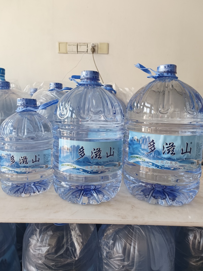 多滋山一次性桶裝水
