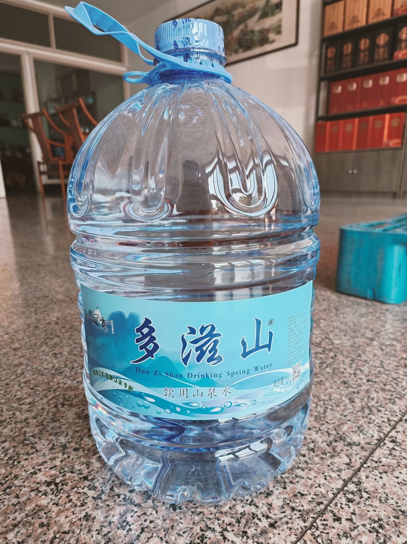多滋山一次性桶裝水